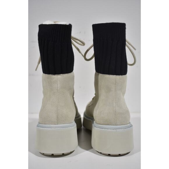 Chanel 21K Ivory Suede Black Platform Combat Lace Up Ankle Short Moto Boot 40.5 - Picture 12 of 12
